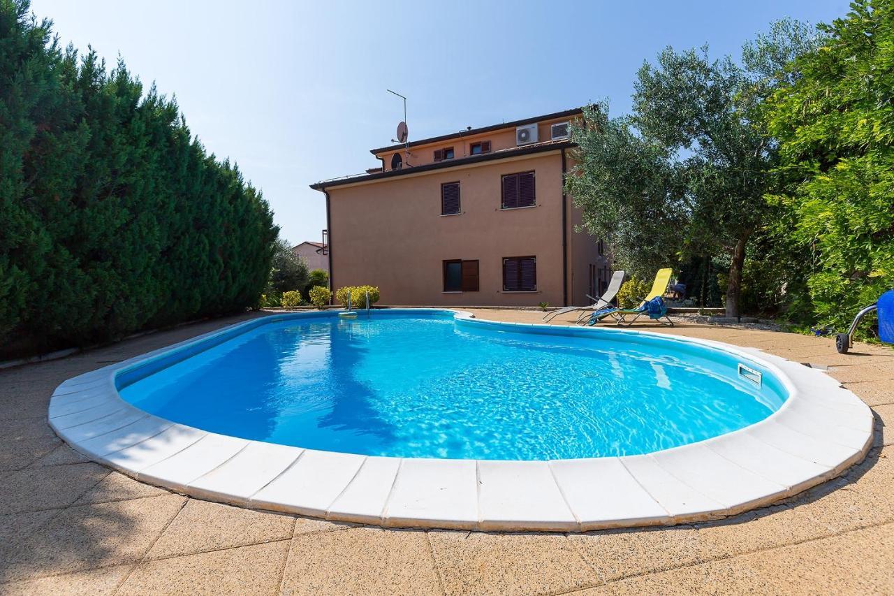Apartments With A Swimming Pool Novigrad - 7078 Εξωτερικό φωτογραφία