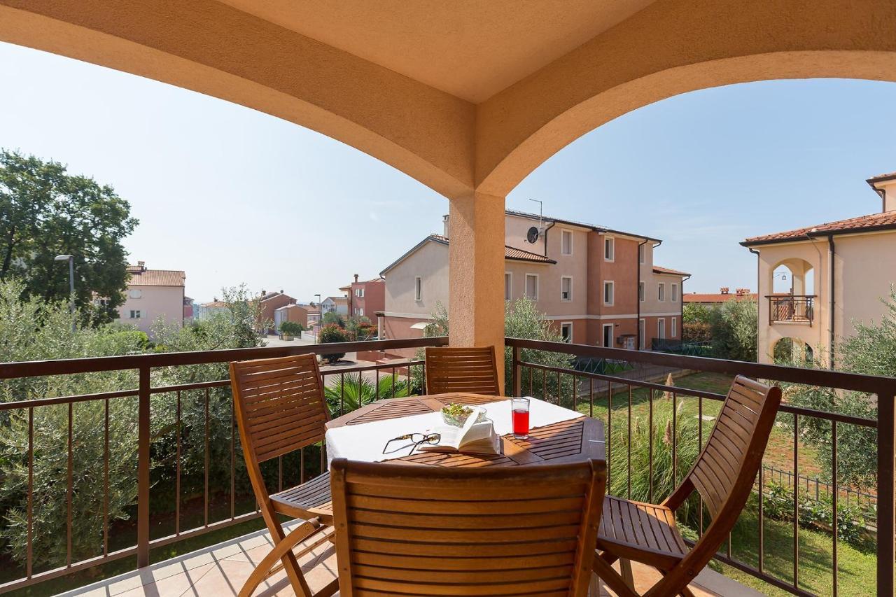 Apartments With A Swimming Pool Novigrad - 7078 Εξωτερικό φωτογραφία